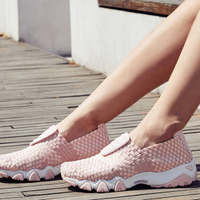 SKECHERS 斯凯奇 88888017 女款运动鞋 粉红色/彩色/PKMT 36
