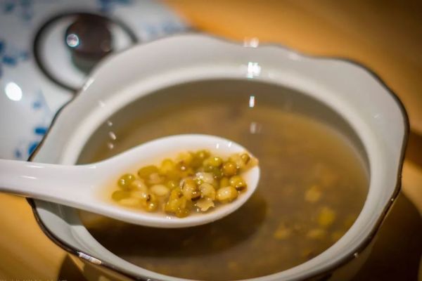 酒店特惠:云海山谷作伴,秘境中的白色浪漫屋!松阳陌领浮光精品民宿1晚套餐(含早、正餐、品茗、抄经等)