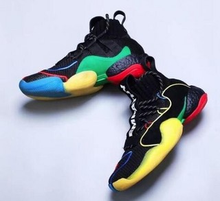 adidas 阿迪达斯 Pharrell Crazy BYW Gratitude Empathy 联名款男士运动鞋