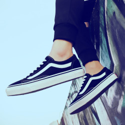 万斯官网春季2019新款男鞋子运动休闲板鞋帆