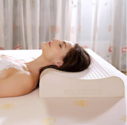 泰嗨（TAIHI）泰国乳胶枕头原装进口成人护颈椎枕天然枕芯带枕套 小颗粒按摩枕