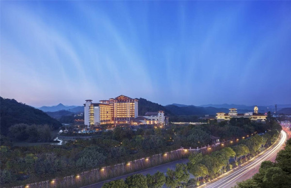 五一专享特惠!惠州龙门富力希尔顿酒店 (豪华房+双早)