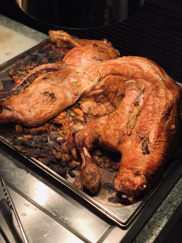 深夜食堂:5种口味小龙虾畅吃,抖音爆款铜锅牛蛙登场!上海五角场凯悦酒店小龙虾自助餐