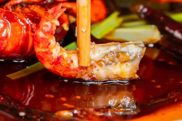 深夜食堂:5种口味小龙虾畅吃,抖音爆款铜锅牛蛙登场!上海五角场凯悦酒店小龙虾自助餐