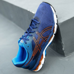  ASICS 亚瑟士 GEL SUPERION 2 男款跑鞋