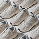 adidas 阿迪达斯 YEEZY BOOST 700 EG7596 男子运动休闲鞋