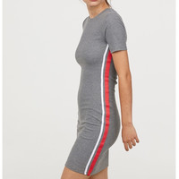 H＆M DIVIDED HM0639845 女装修身短袖连衣裙 