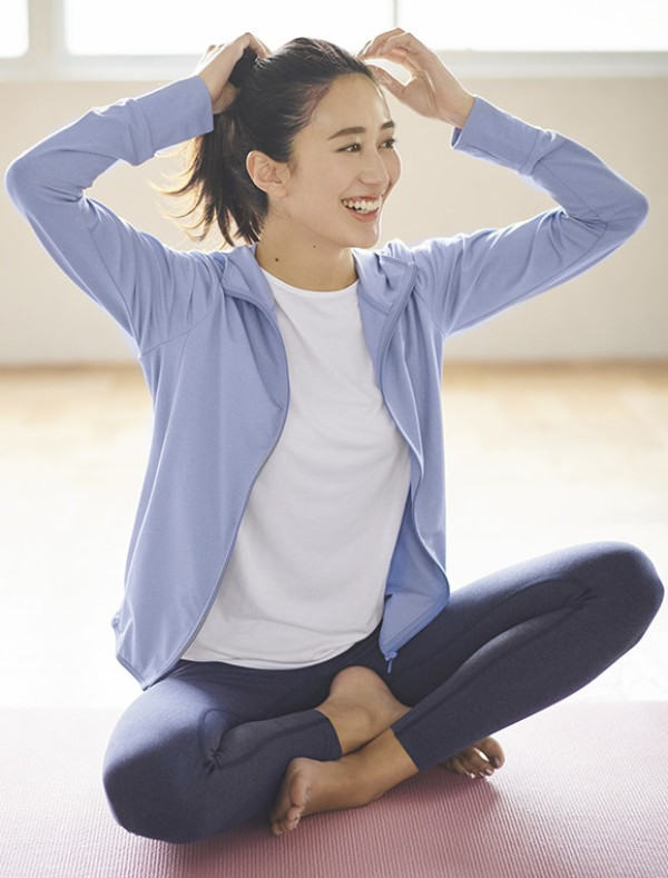 小编精选：优衣库 瞬间防晒一件搞定 UNIQLO 优衣库 AIRism 防晒连帽开衫