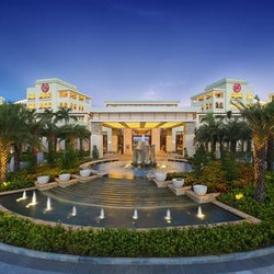 一线海景，私人沙滩！三亚海棠湾喜来登度假酒店1晚+双早+免税店95折+旅拍+儿童俱乐部
