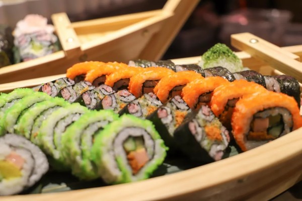 畅吃!5种口味小龙虾、9种海鲜刺身 苏州纽威丽筠酒店小龙虾自助晚餐