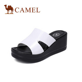 CAMEL 骆驼 女鞋 时尚酷感亮丽鞋面厚底拖鞋 A820076114 白色 39