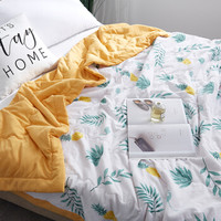 意尔嫚 被子家纺 夏被空调被夏凉被毛巾可水洗被芯 水洗棉印花单双人夏天薄被子 150*200cm 热带雨林