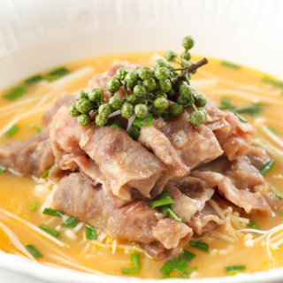 饭爷生活 酸汤肥牛 肥牛片 500g 澳洲进口牛肉 牛肉片(带调味料 蔬菜)方便菜