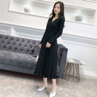 朗悦女装 2019春季新款韩版长袖连衣裙中长款针织裙V领气质打底裙LWQZ189115T 黑色 L