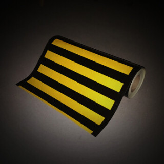 趣行道路交通反光膜50cmx50米电线杆灯杆电网设施警示防撞贴墙贴地贴