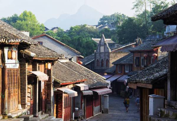 绿水青山中的世外桃源!贵阳安纳塔拉度假酒店1-2晚住宿(含2大1小早餐+晚餐)