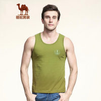 骆驼（CAMEL）男装 微弹圆领时尚纯色修身日常休闲背心 男士 X6N214294 浅绿XL