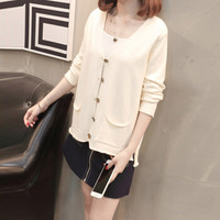 JOY OF JOY 2018年秋装新款纯色韩版V领单排扣针织开衫时尚宽松气质上衣女 JWYC187239 白色 均码