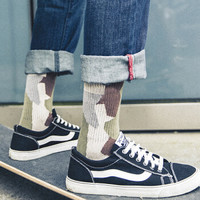 顶瓜瓜长袜子男中筒袜潮个性街头长筒袜欧美嘻哈高筒袜男士潮袜涂鸦图案潮款ins运动袜高帮袜子迷彩黄色