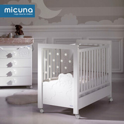 Micuna  欧式实木LED婴儿床
