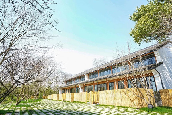 推窗即景！杭州西溪十里芳菲度假村落1晚套餐 含早餐，西溪湿地门票