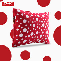 D-K 汽车抱枕被 莫代尔多功能两用靠垫被 汽车空调被办公室午休被 折叠抱枕靠枕 波点红+白