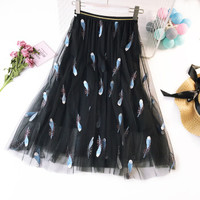 AUDDE 2019春夏季新款女装新品半身裙女立体刺绣羽毛半身裙少女心仙女裙气质长裙 zxALQY311 黑色 均码