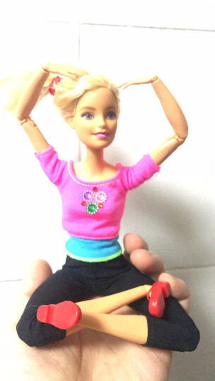 可以摆很多pose，女儿很喜欢，相当满意
