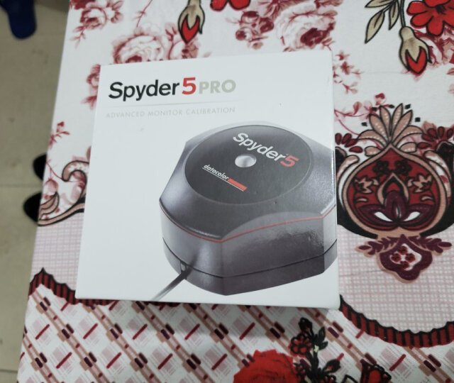 戴尔UP2516D显示器,使用蓝蜘蛛校色
