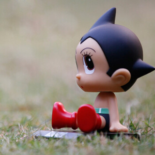 商品铁臂阿童木 汽车摆件 汽车内饰装饰品 卡通创意车载摆件 可爱摇头