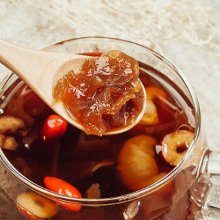 冻干老姜红糖银耳汤 办公室白领速食免煮暖身老姜红糖红枣枸杞银耳 