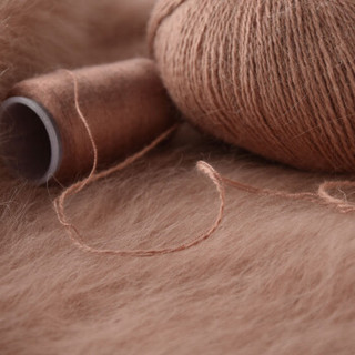 牧心 羊绒线 长毛毛线 14/2中粗线 手编机织均可 婴儿宝宝毛线 围巾线Z06 红棕色