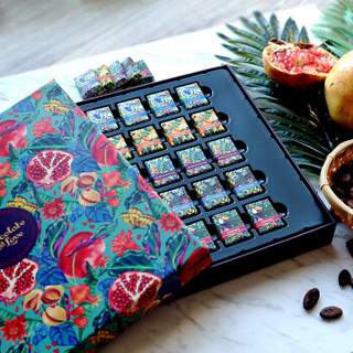 Chocolate and Love 巧克力与爱牌石榴花纹礼盒  混合口味 137.5g 盒装