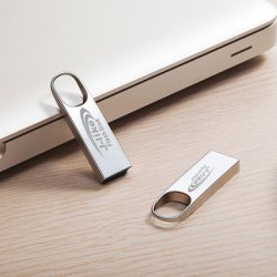 莱克32g高速电脑系统重装U盘PE启动装机盘w