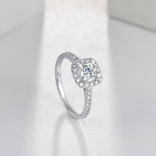 周六福 珠宝钻石戒指女款 时尚群镶钻石订婚钻戒 KGDB023335 90分 SI/H
