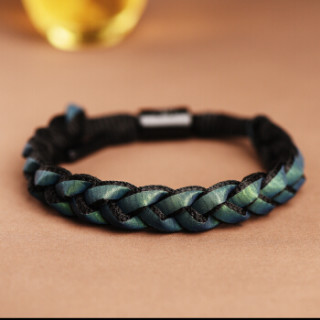 商品慈灵阁抖音同款小狮子头全息反光网红鞋带手链编织绳结情侣手环