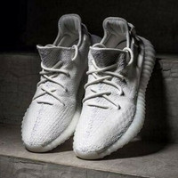 adidas 阿迪达斯 YEEZY BOOST 350 V2 CP9366 男款休闲运动鞋