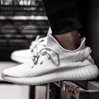 adidas 阿迪达斯 YEEZY BOOST 350 V2 CP9366 男款休闲运动鞋