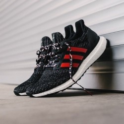 adidas 阿迪达斯 UltraBOOST F35231 男女跑步鞋