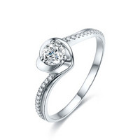 周六福 珠宝女款钻石戒指时尚心形结婚订婚钻戒 KGDB023288 70分 SI/H