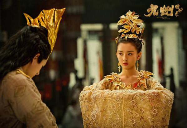 立秋之后怎么穿?跟着热播剧的女主学穿搭!