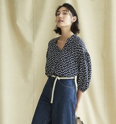 女装 印花V领上衣(七分袖) 422452 优衣库UNIQLO