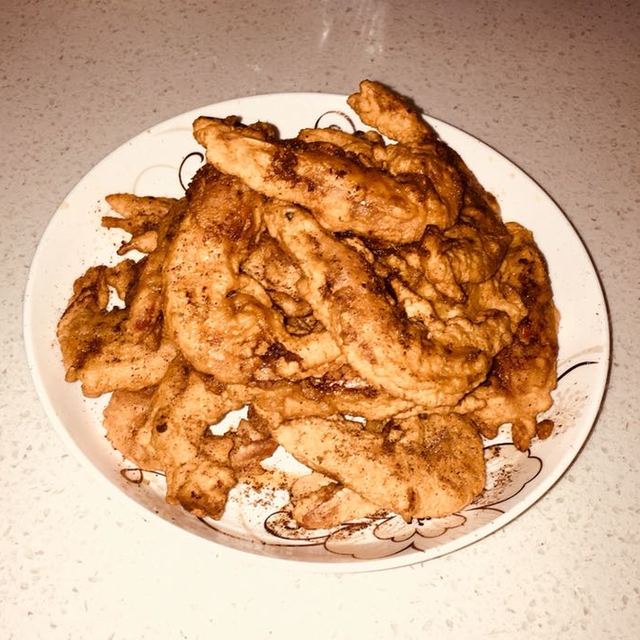 刚刚出锅的椒盐大虾?
晚餐主打热菜，我觉
