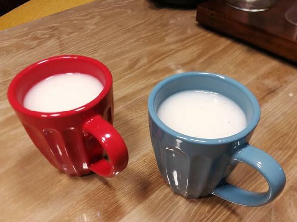 心情的好坏，或许一杯牛奶，一杯咖啡就解决