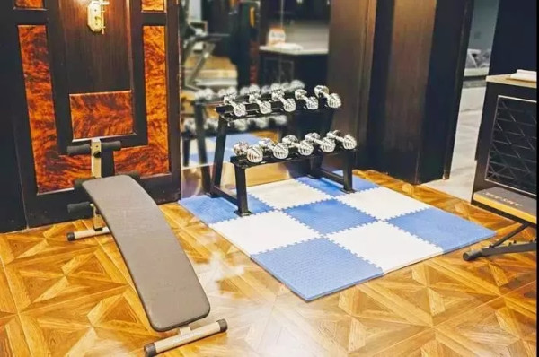 镇江西津渡书香府邸酒店1晚+双早+西津渡门票+金山寺门票2张/双人晚餐