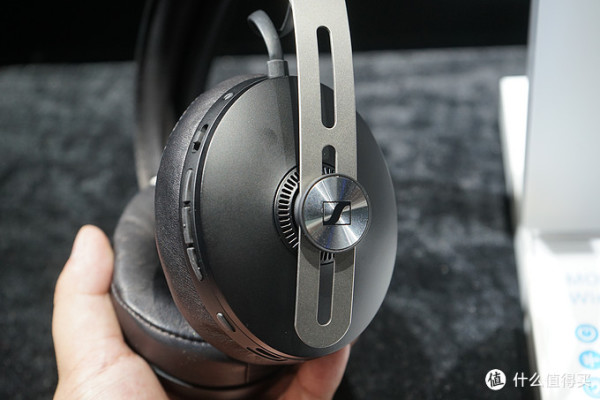 小编精选、历史低价：Sennheiser 森海塞尔 MOMENTUM 3 Wireless 头戴式无线降噪耳机 黑色