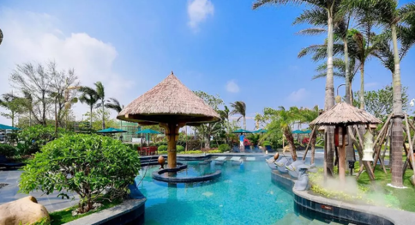 福建漳浦香山湾度假酒店1晚(含2大2小滨海烧烤 / 中式家庭餐2选1)