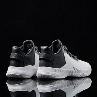 乔丹 篮球鞋男鞋高帮实战革面球鞋耐磨缓震运动鞋 XM3590109 白色/黑色 40.5