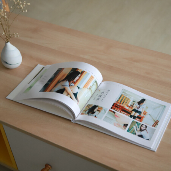 通讯录个性定制纪念册婚庆宝宝闺蜜旅行影集横款硬壳锁线精装12寸32p