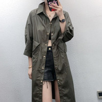 沫欣 风衣女2019秋冬新品韩版工装休闲不规则单排扣中长款五分袖大衣外套 MMWZ6052 军绿色 M